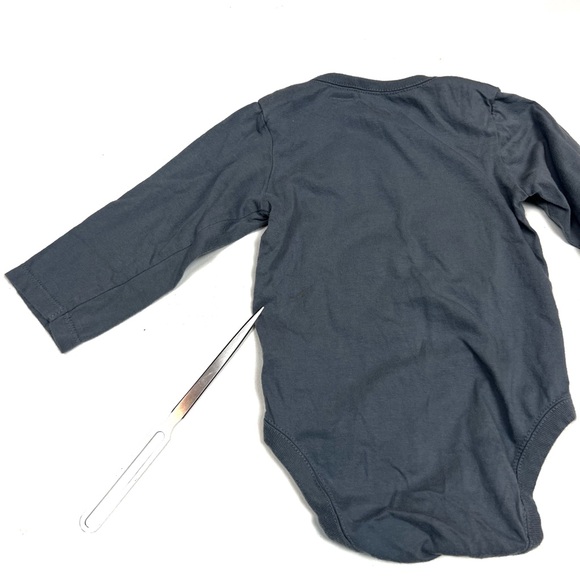 The Children’s Place Onsie “If I don’t sleep, you don’t sleep”Sz 9-12 Mo. - Picture 7 of 9